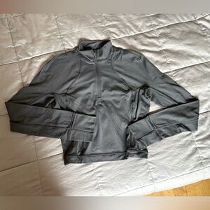 LULULEMON its rulu cropped half zip